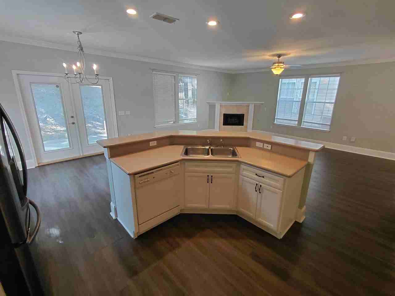 2633 Fernwood Court - Photo 6 of 26