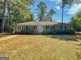 featured image of 1831 Tanglewood Rd