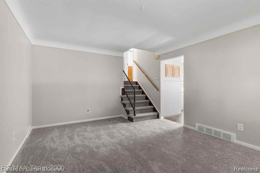 3223 Monroe St - Photo 3 of 29