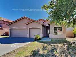 featured image of 7209 W Paradise Ln