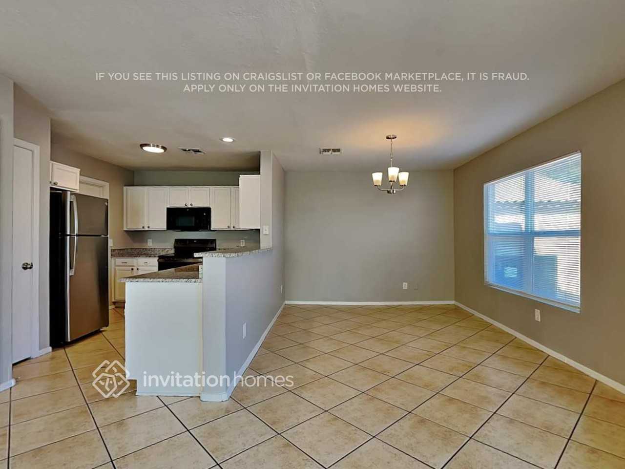 12901 N El Frio St - Photo 7 of 20