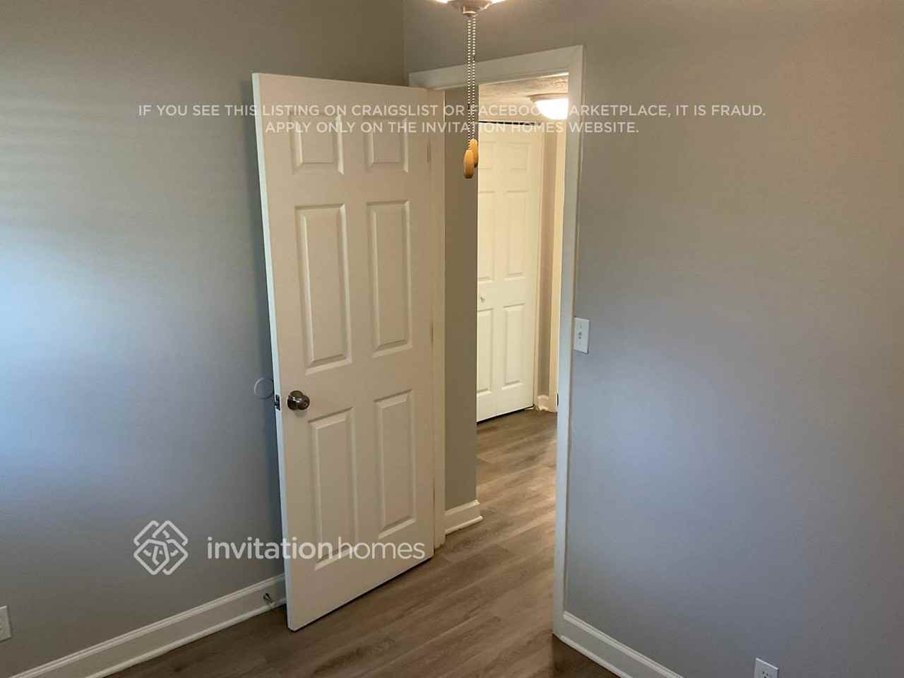 9557 Priory Ave - Photo 6 of 15