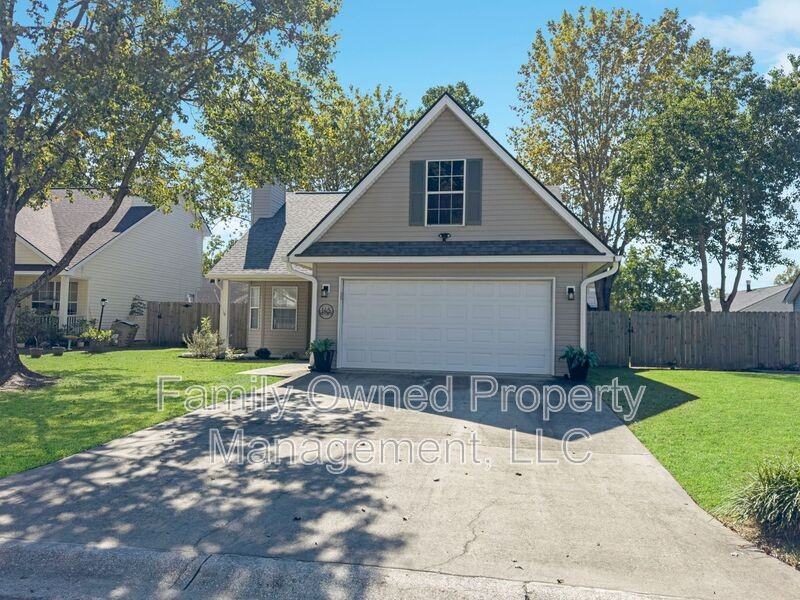 145 Wilton St - Photo 4 of 42