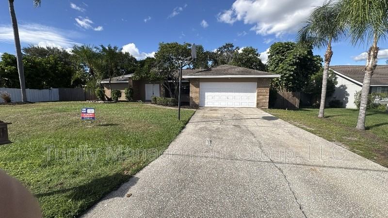 4726 Sheffield Rd - Photo 2 of 10