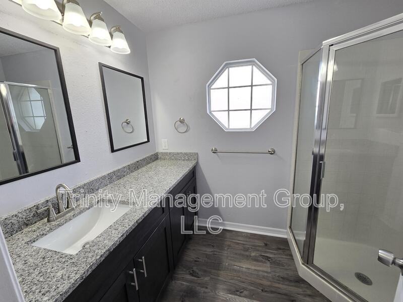 12325 Shafton Rd - Photo 7 of 14