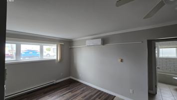 featured image of 60 Myers St #3