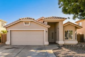 featured image of 2463 E Sheffield Ave