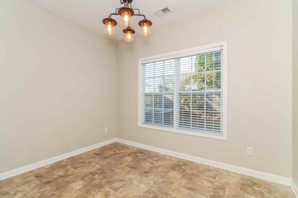 72 Brookvalley Cmns - Photo 7 of 17