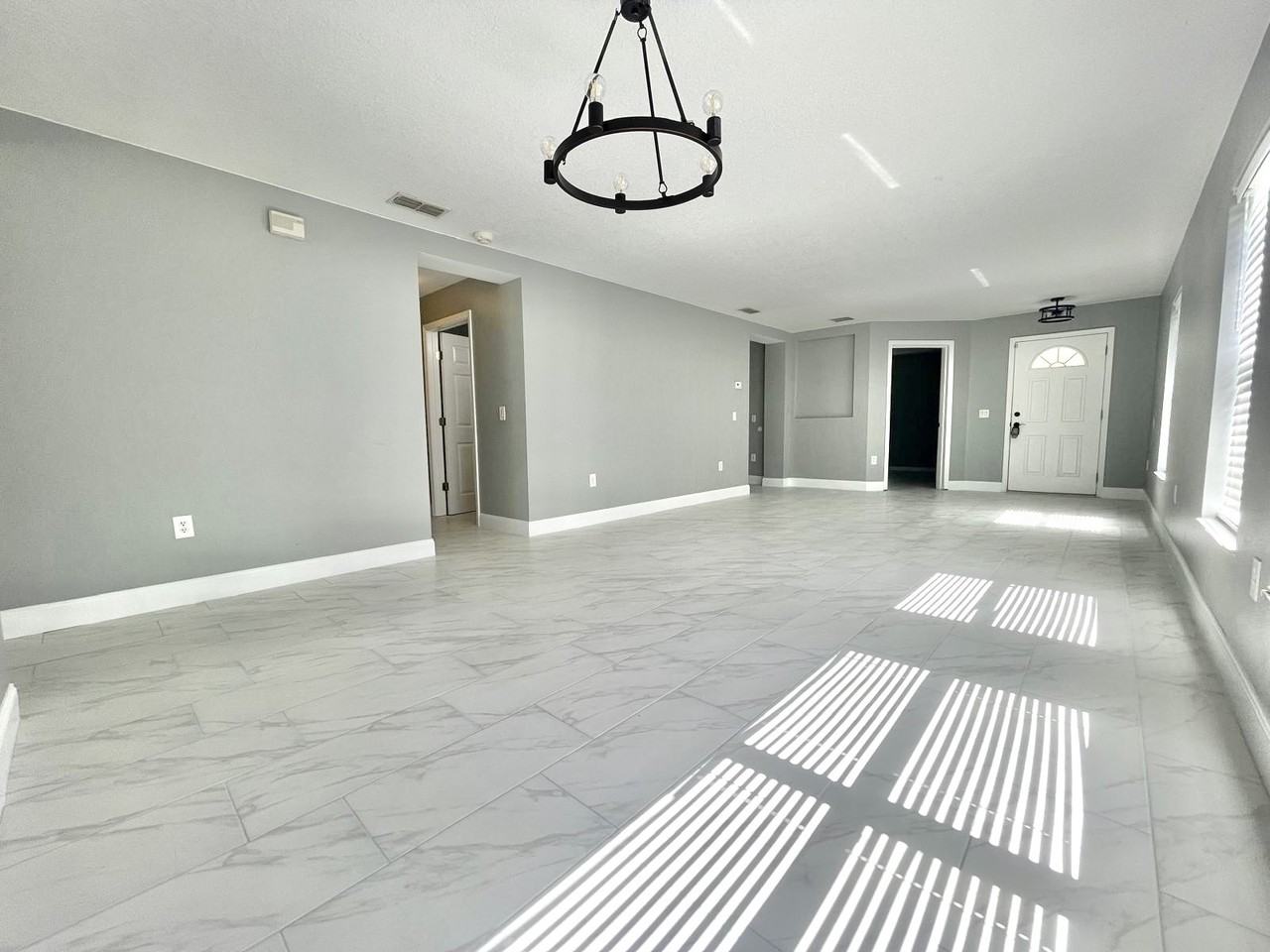 3954 Crossbill Court - Photo 4 of 34