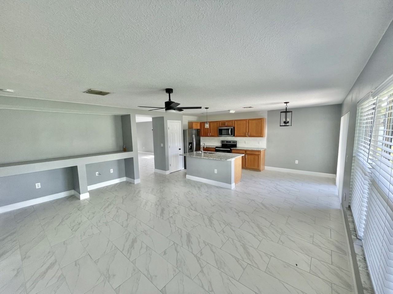 3954 Crossbill Court - Photo 6 of 34