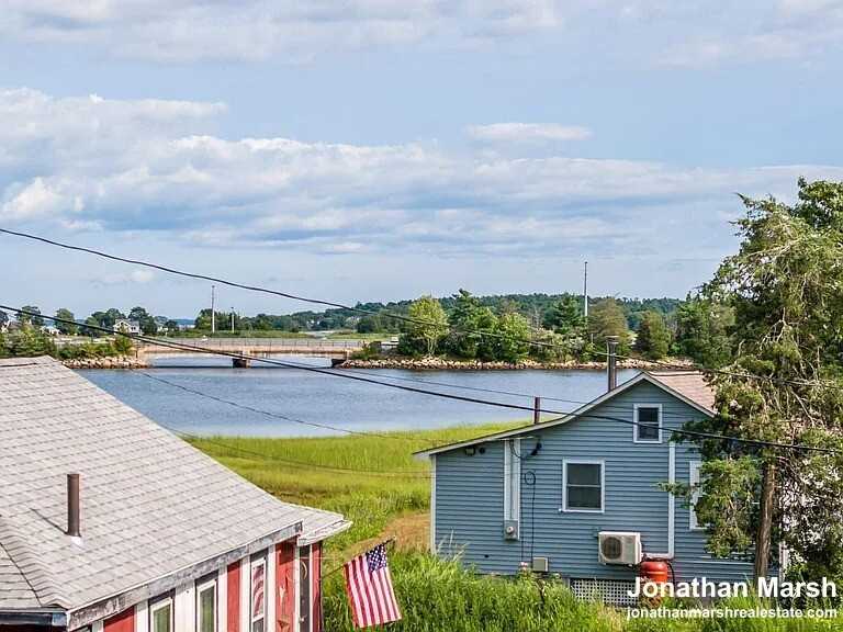 43 Marine Ave - Photo 2 of 7