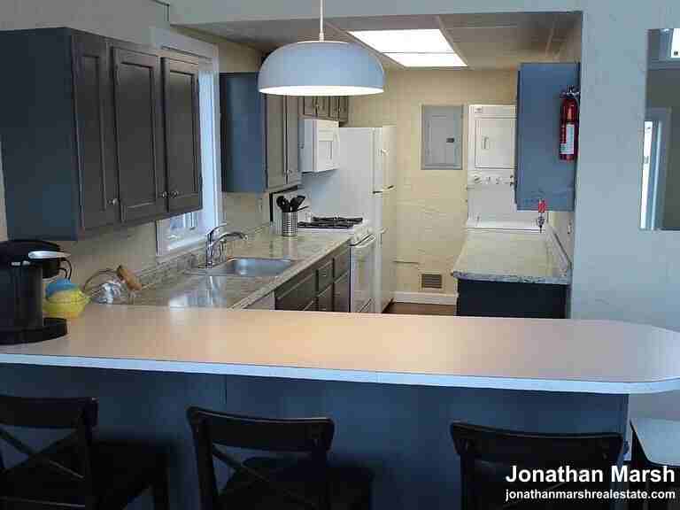 11 Horton St - Photo 3 of 16