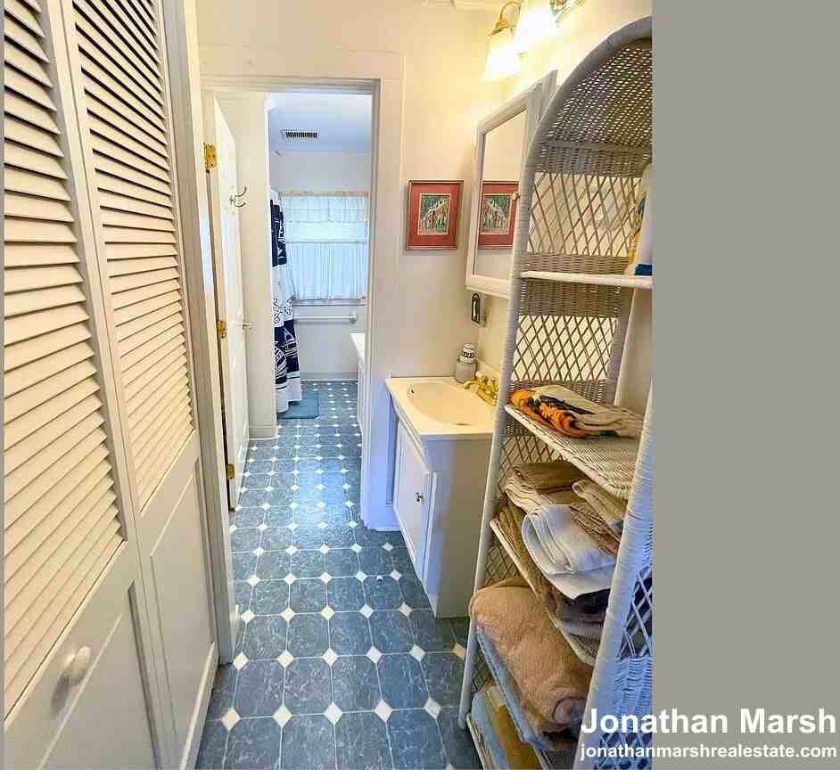 48 Angelica Ave - Photo 2 of 11