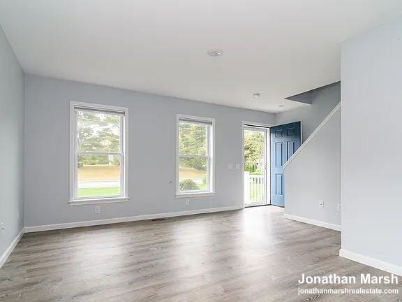 280 Barlows Landing Rd - Photo 3 of 24