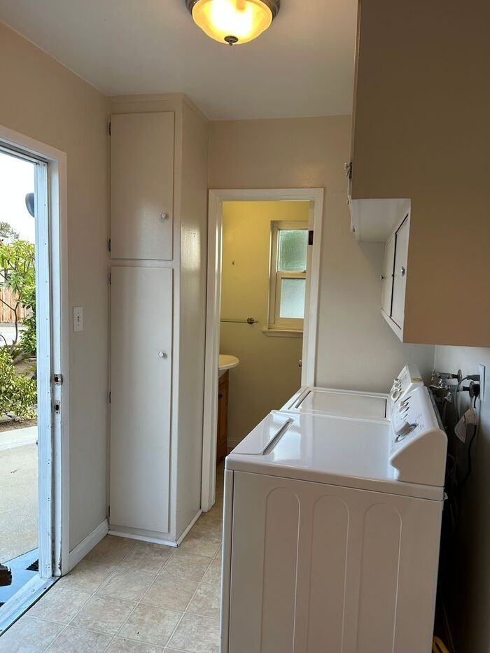 11203 Mohall Ln - Photo 2 of 33