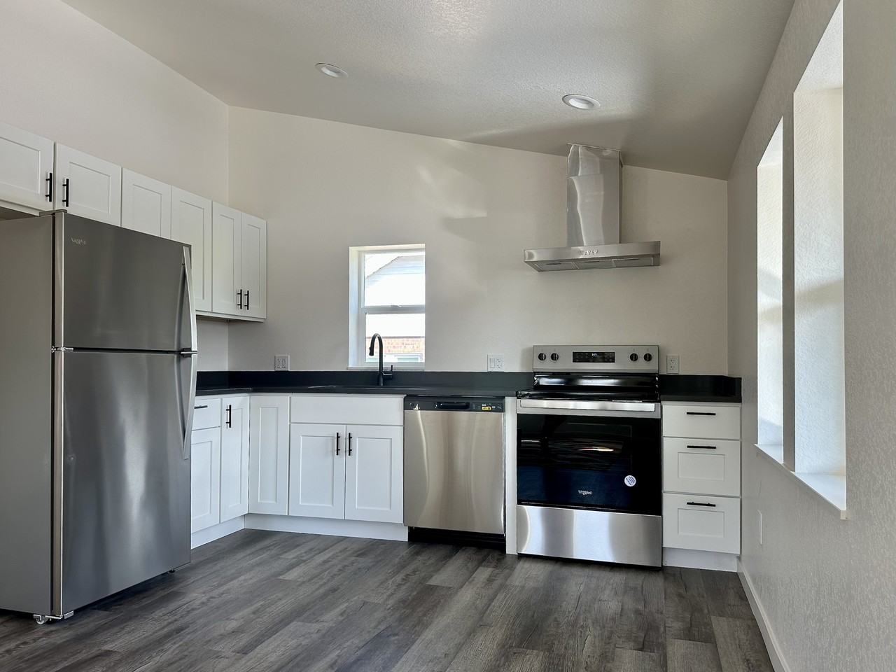 2079 1/2 Pennsylvania St Denver Co 80210 #NA - Photo 6 of 31