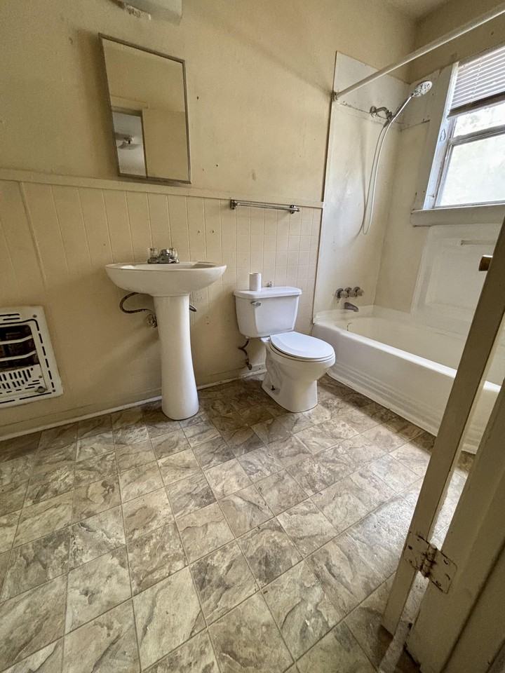 1105 Harbour Ave #1105 - Photo 5 of 5