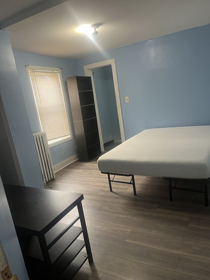 1022 West 3rd Street #3 - Photo 7 of 8