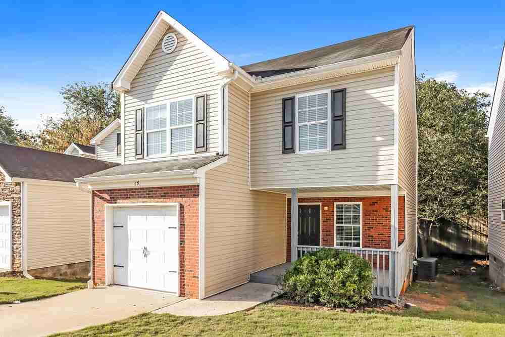 69 Middlebrook Dr - Photo 4 of 17