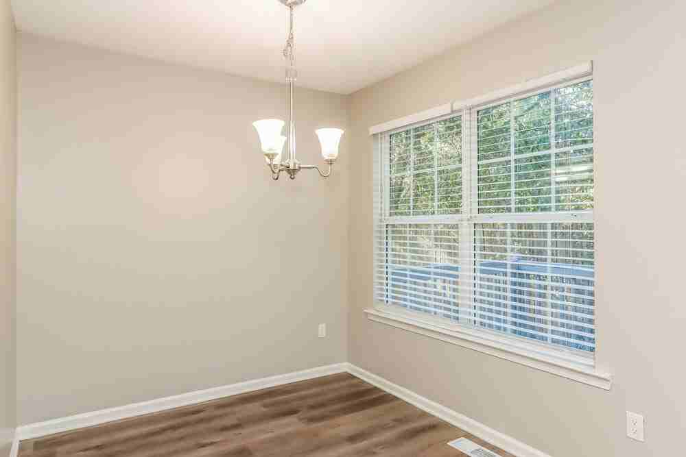 69 Middlebrook Dr - Photo 7 of 17