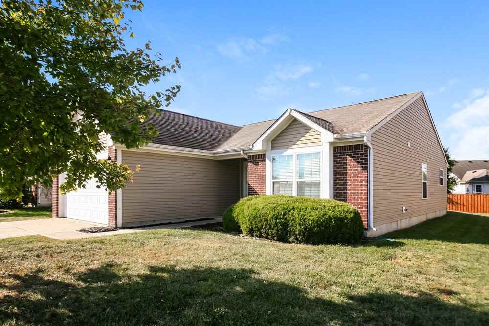 2178 Rossington Lane - Photo 3 of 16