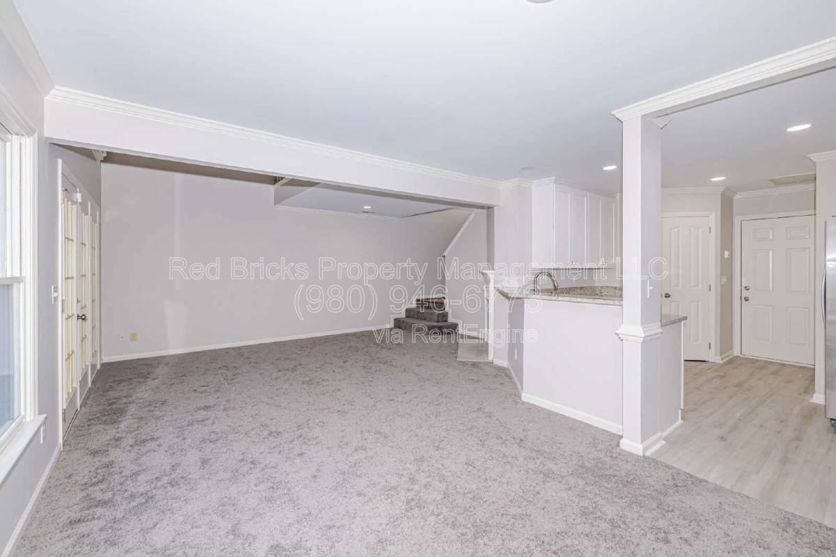 4709 Morning Dew Ct - Photo 6 of 10