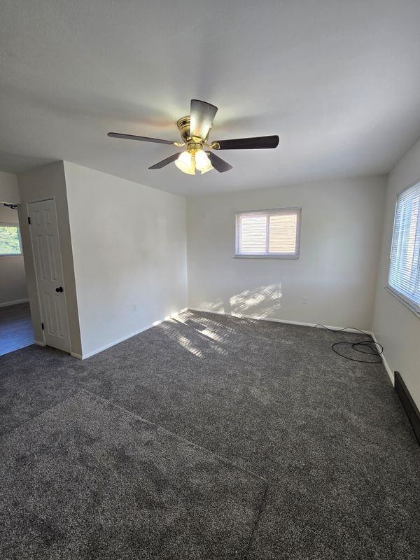 9915 Erie Dr - Photo 3 of 13