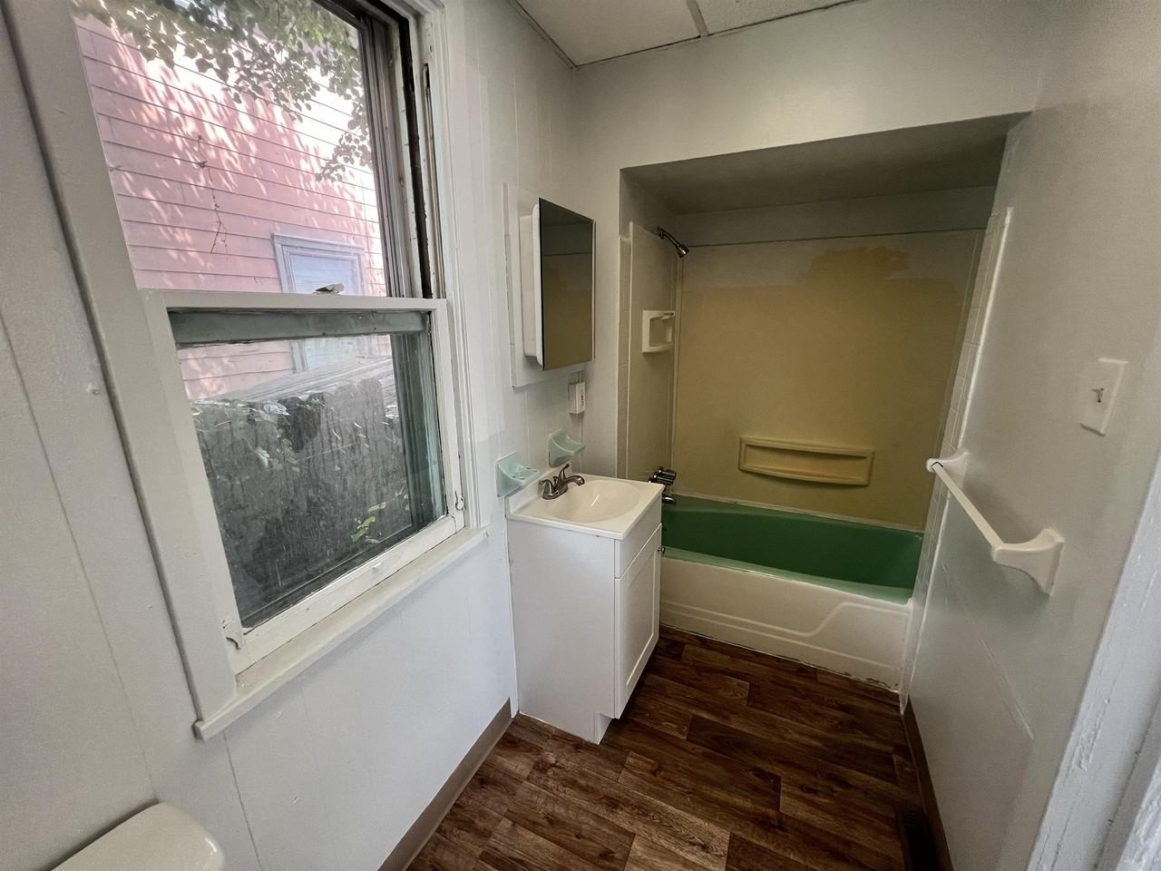 30 Susquehanna St 1st Fl #1 - Photo 5 of 11