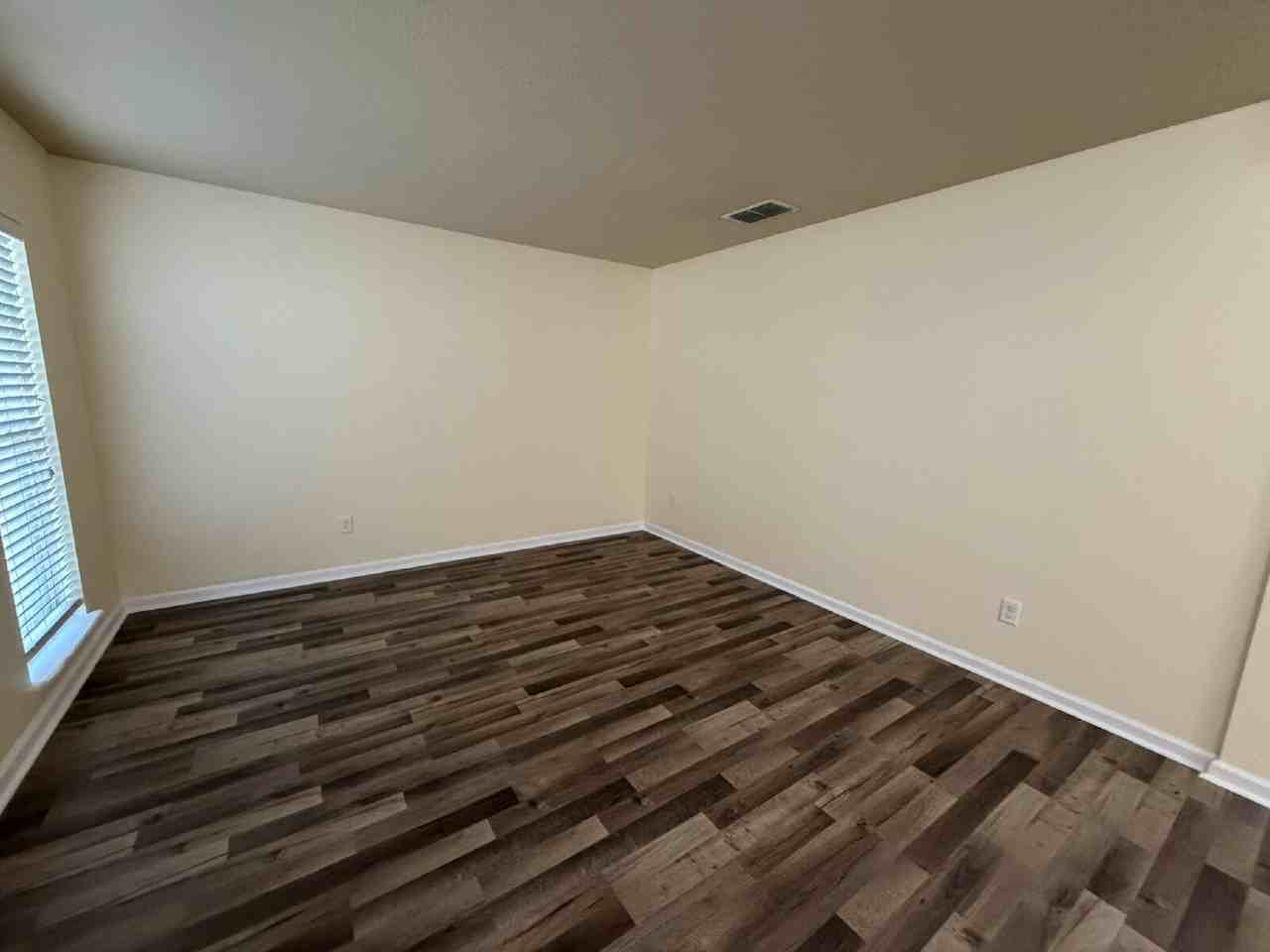 1124 Wild Azalea Dr - Photo 2 of 13