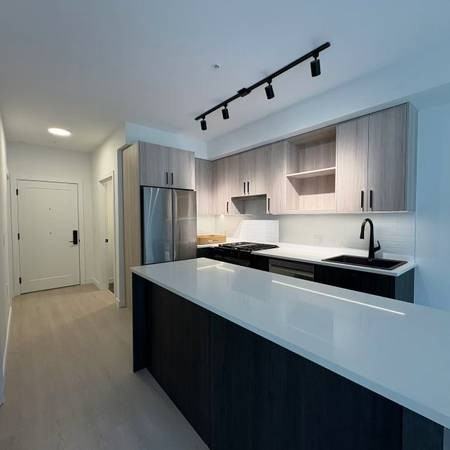 2000 Saint George Street - Photo 2 of 16