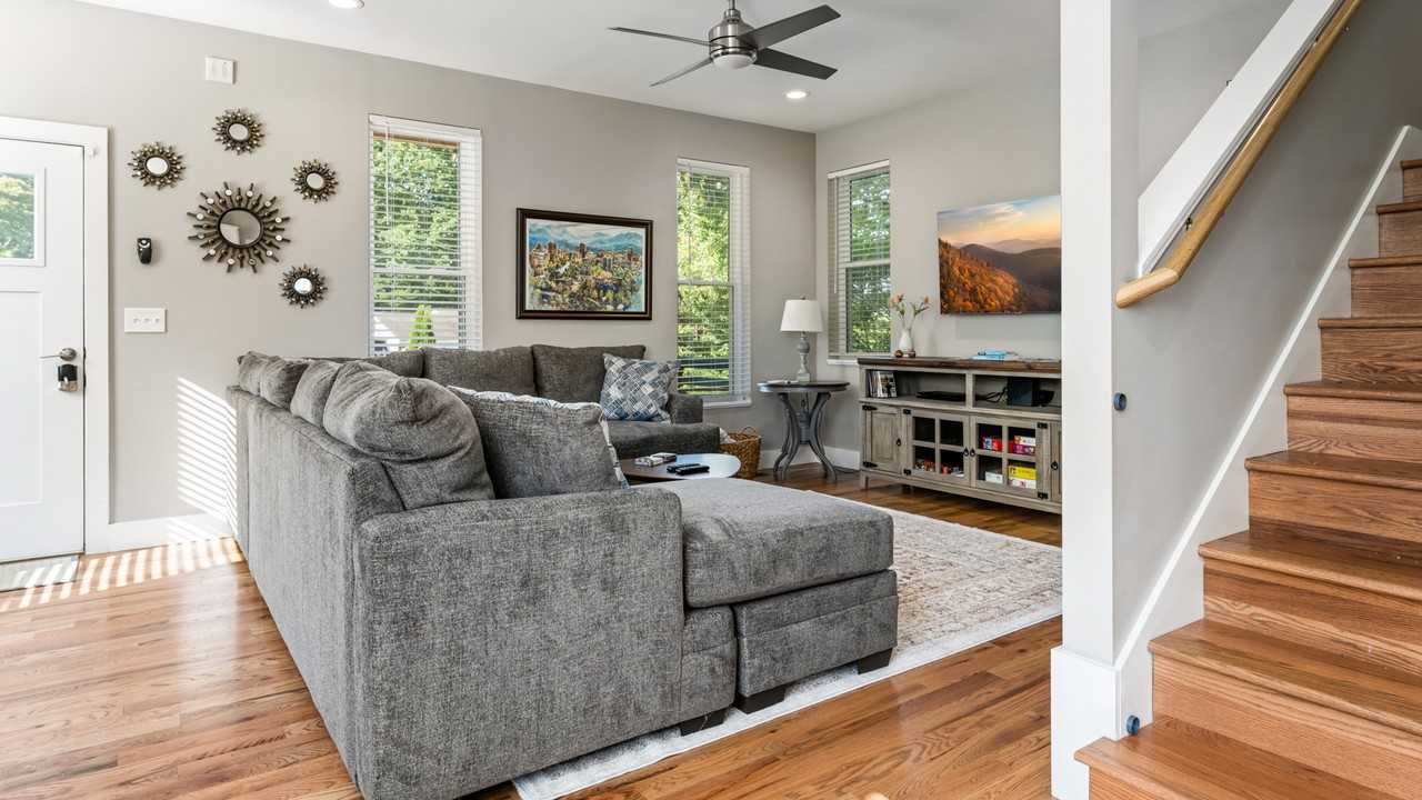 28 Wentworth Ave #NA - Photo 2 of 28