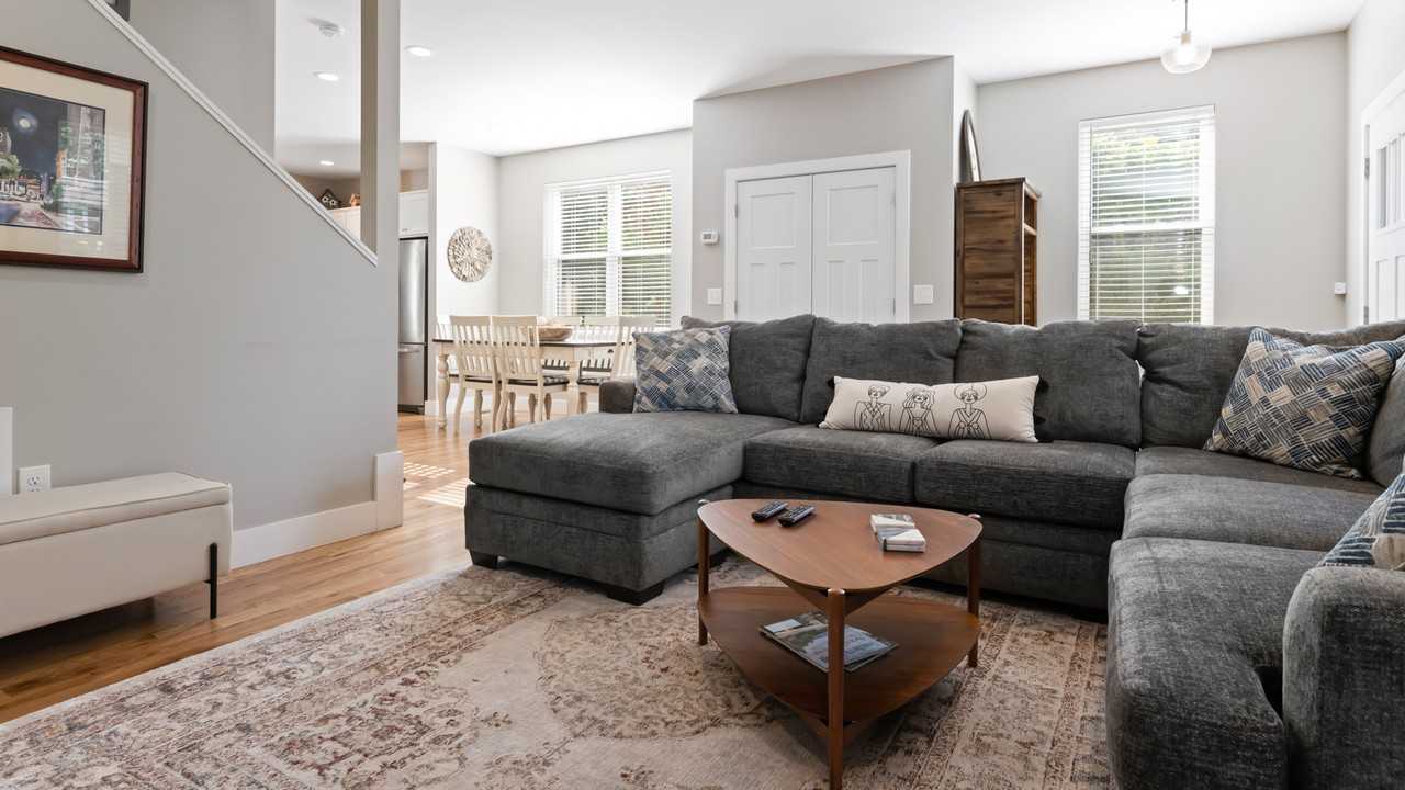 28 Wentworth Ave #NA - Photo 4 of 28