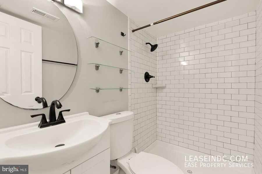 1248 Florida Ave Ne #2 - Photo 7 of 10