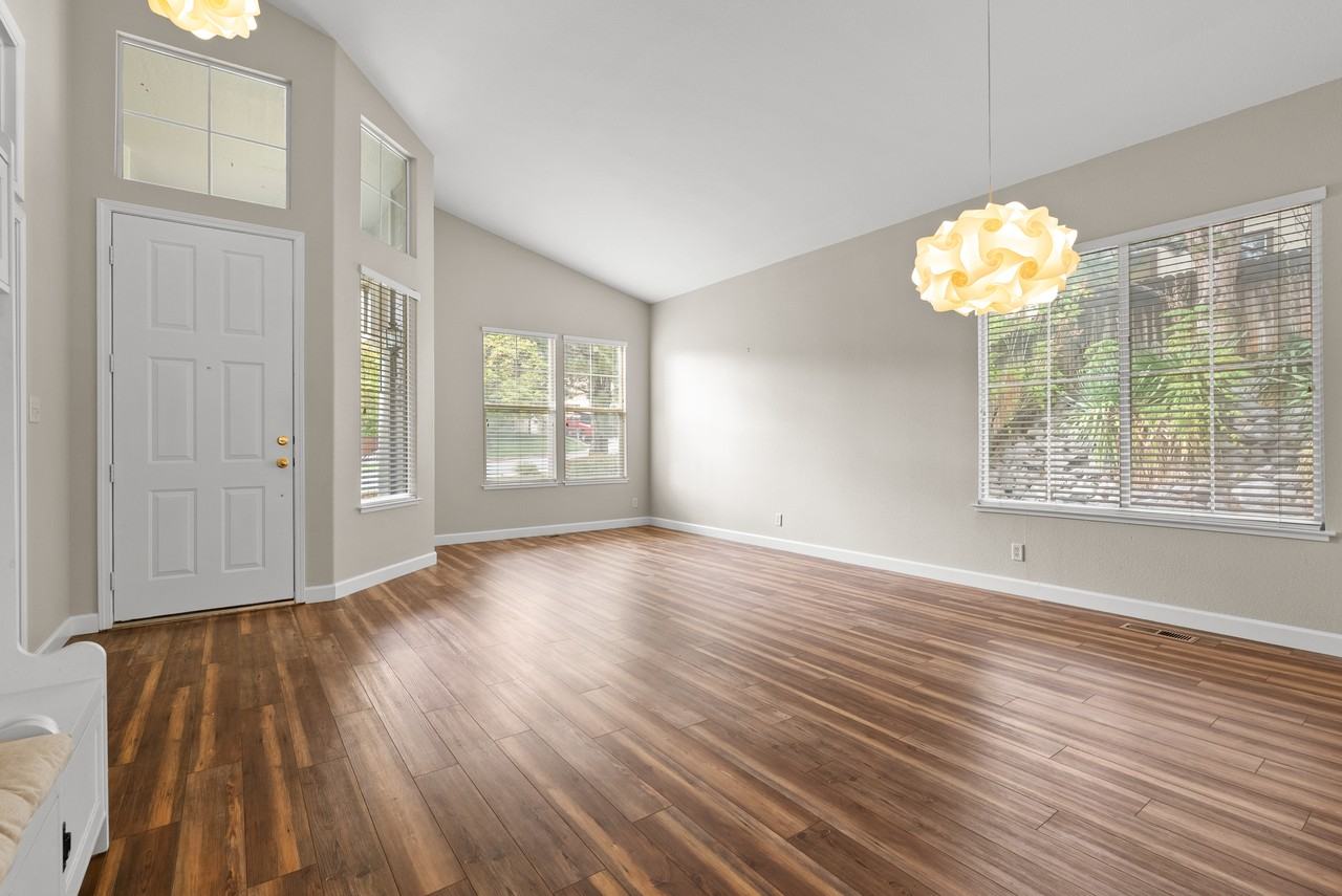 2720 Avenida De Landa #NA - Photo 4 of 28