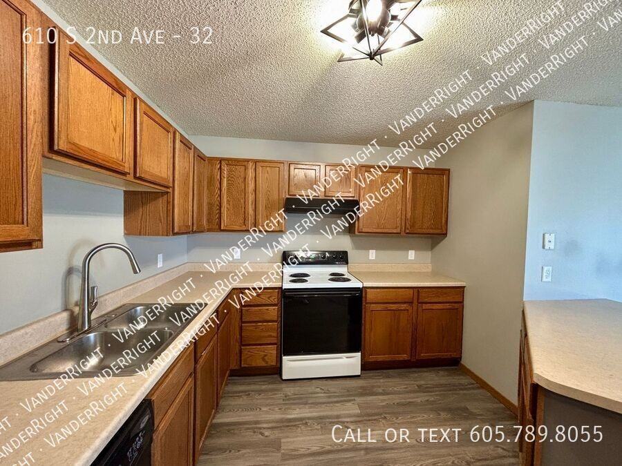 610 South 2nd Avenue #32 - Photo 2 of 14