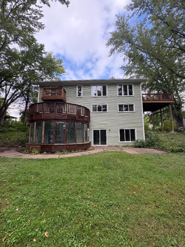 309 Saint Croix Ave W #2 - Photo 2 of 5