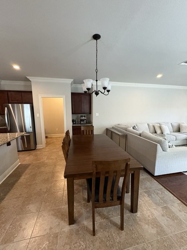 5753 Kings Canyon Rd - Photo 2 of 13