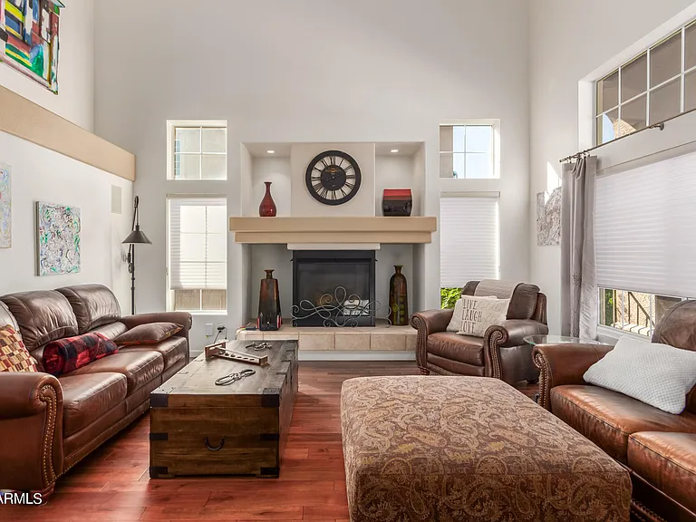 15755 W Redfield Rd - Photo 3 of 20