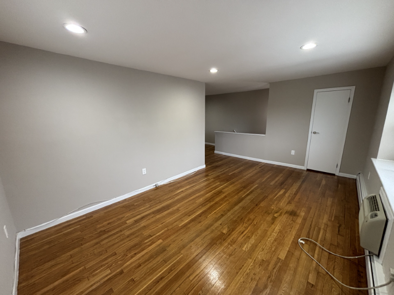 616 Mill St #2 - Photo 5 of 11