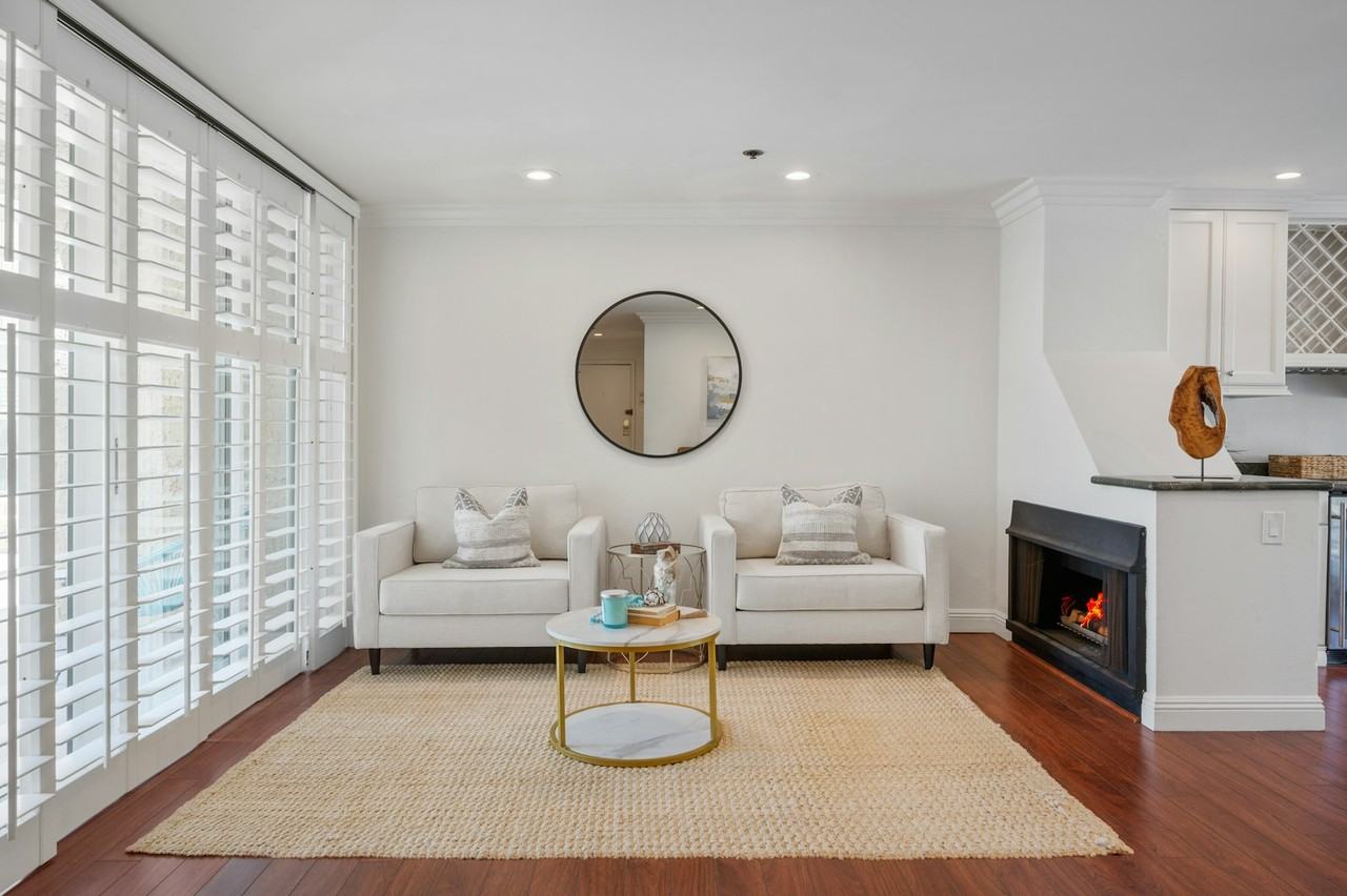 555 Esplanade, Unit 320 - Photo 6 of 50