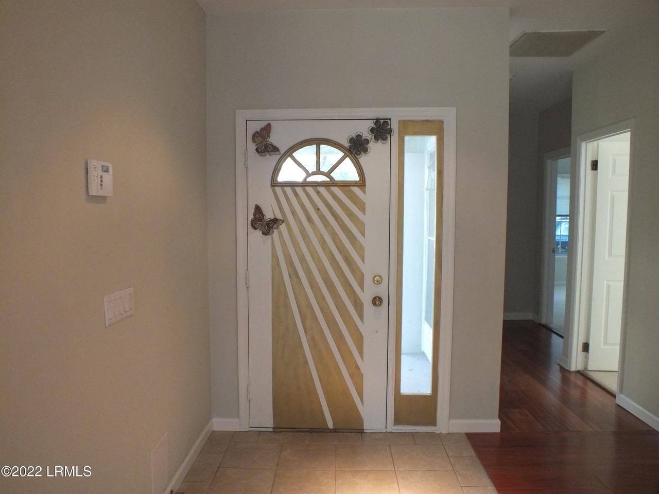 714 North Reeve Road - Photo 4 of 47