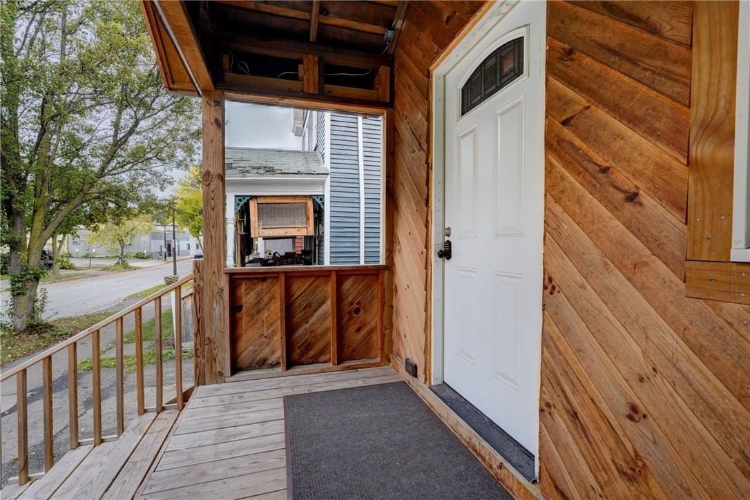 413 Caroline St - Photo 2 of 46