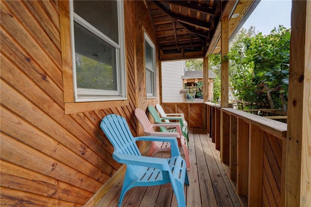 413 Caroline St - Photo 3 of 46