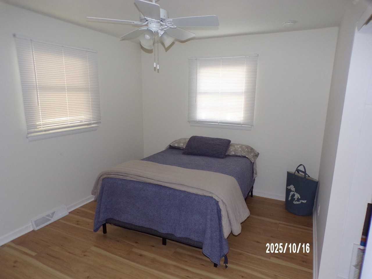 210 N Division St - Photo 6 of 13