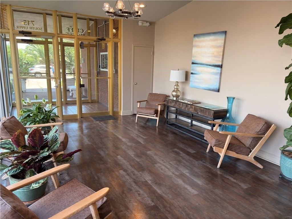 715 S Upper Broadway St Apt 304 #304 - Photo 4 of 12