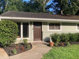 1103 Palafox Dr Ne - Photo 1 of 1