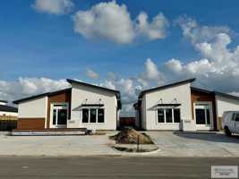 featured image of 3532 Hidalgo Cir #4