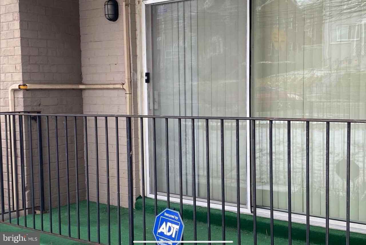 625A Chesapeake St Se - Photo 4 of 4