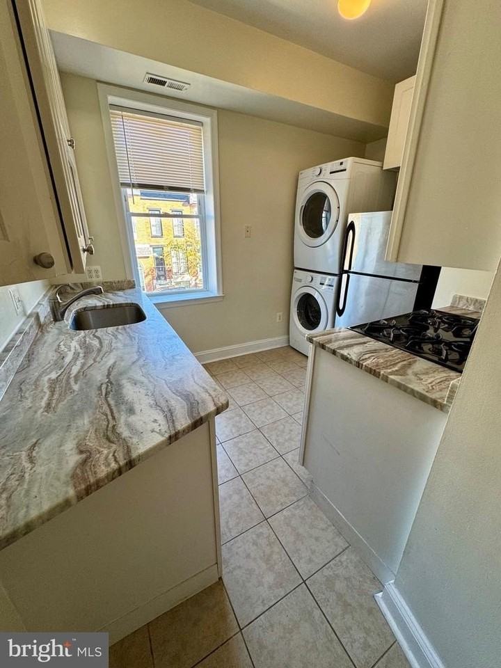 445 E Fort Ave - Photo 2 of 18