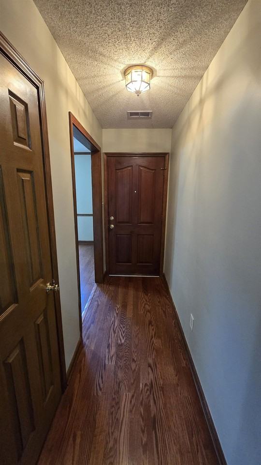 1388 Hardwood Trl - Photo 7 of 28